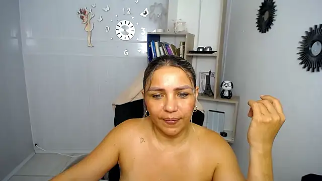 cum_bigass webcam
