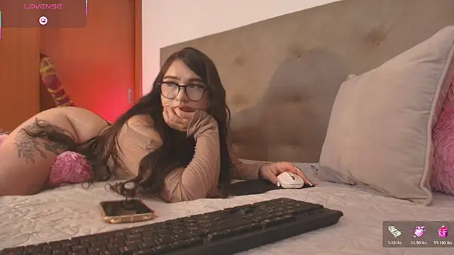 Miley_Baker webcam