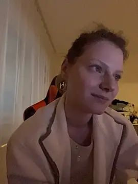 MaryHiggins webcam