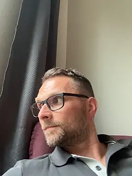 Perry_devot webcam