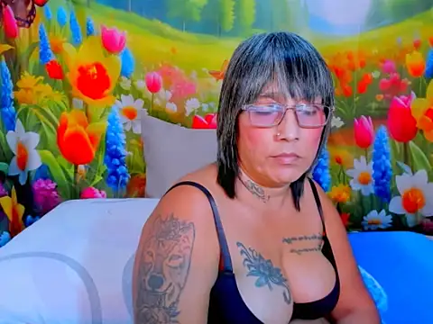 indianroxy live cam