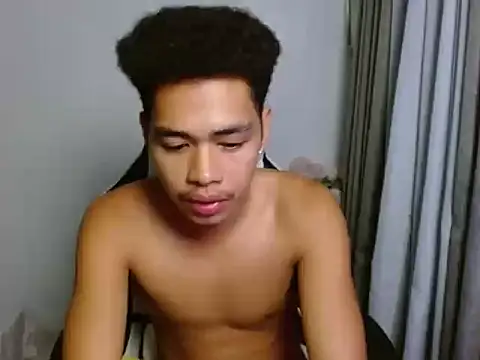 curlyasian_njxx webcam