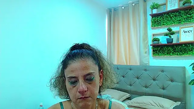 sasi_luna webcam