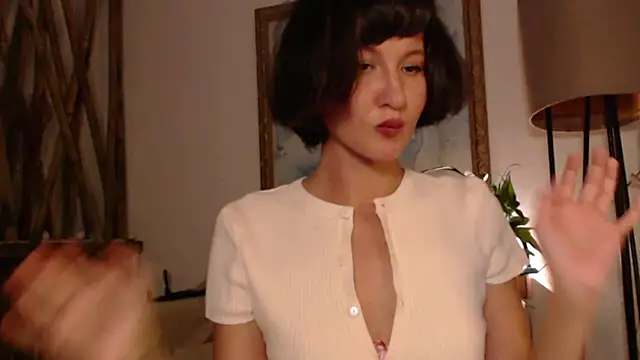 wanderwhitch - Wanderwhitch's free webcam - UK Sex Cams