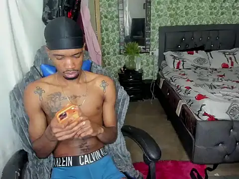 Kofi_exotic_2 webcam