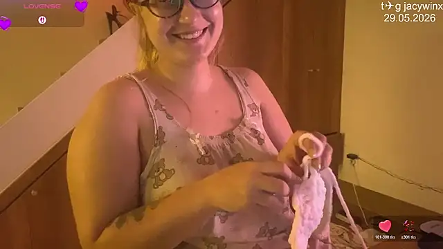 JacyWinslat webcam