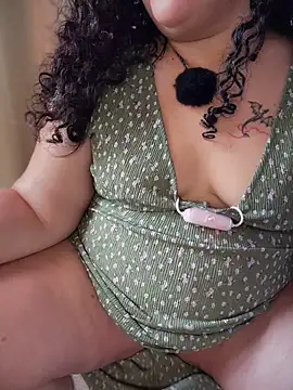 CurlyMilf_Vannexxxa webcam