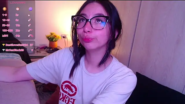 MeganTB webcam