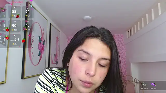 Small_naughty_ webcam