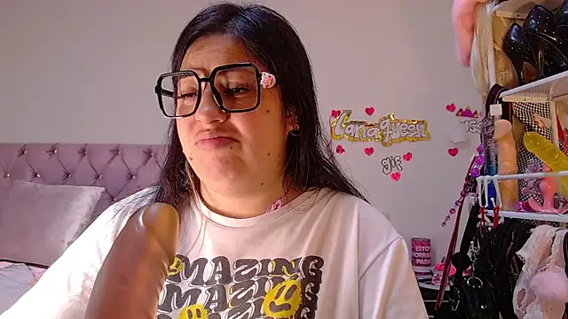 lanaqueen699 webcam