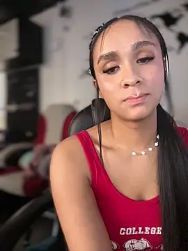 Isabella-Teen webcam