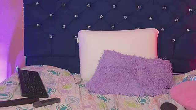 Dakotaa_Johnson webcam