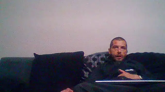 kinkycouple142 - Kinkycouple142's free webcam - UK Sex Cams