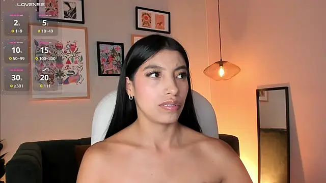 Tiffany_Low webcam