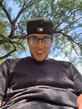 StrokingDaddy4 live sex cam