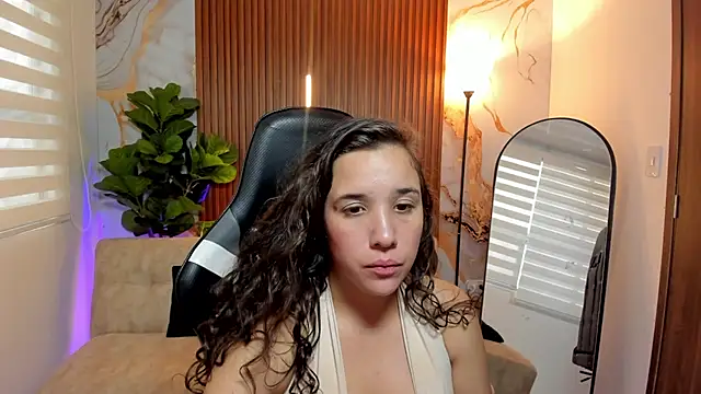 Ela_Maxwell_ webcam