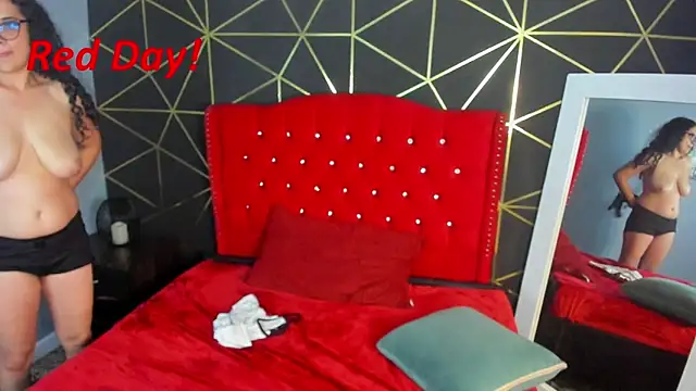 Saritaa_28 webcam