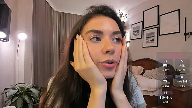 NicoleLuv webcam
