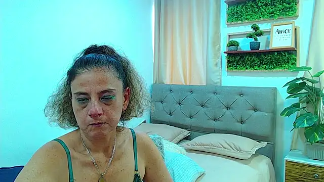 sasi_luna webcam