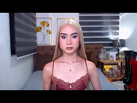 JuicyCockThea webcam