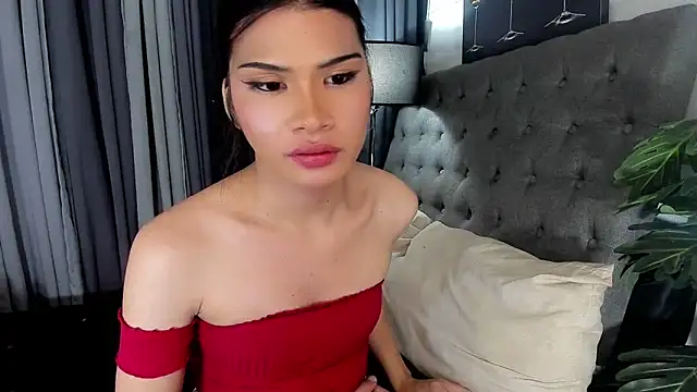 delightfulasianhugecock webcam