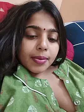 Cute-Simmi69 live sex cam