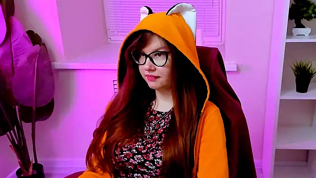 CarolGiggly webcam