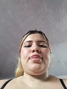 Sara_y_Amy Live Webcam on Stripchat