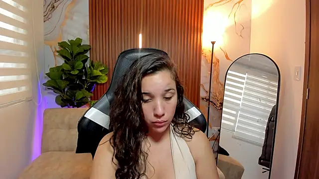 Ela_Maxwell_ webcam