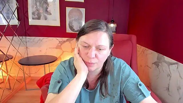 KellyPerfection webcam