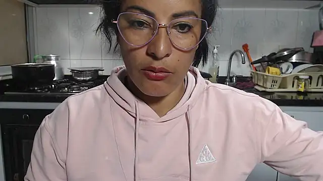 kateleyagrey webcam
