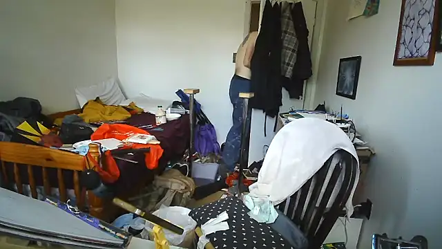 JohnnyMoves webcam