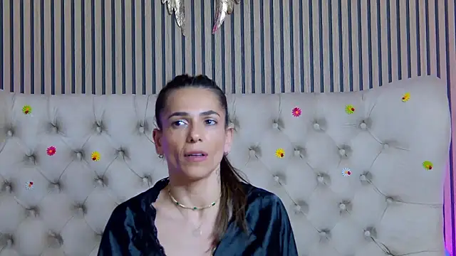PlayfulShow webcam
