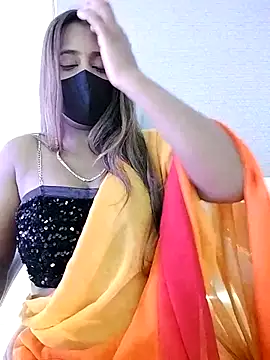 LoveLy-Soneya webcam