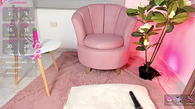 mia_jonnes18 webcam