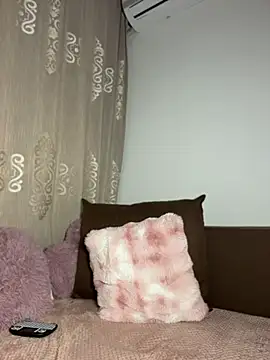 Sabrinedivinee webcam