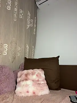 Sabrinedivinee webcam