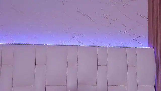 isabella_whiithe webcam