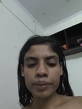 saxywoman live sex cam