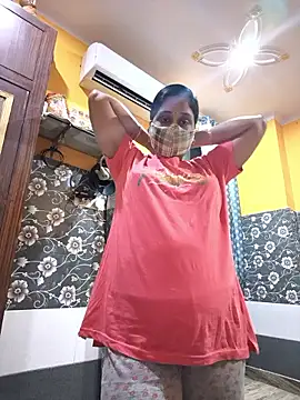 Wildsimmi25 webcam