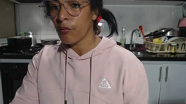 kateleyagrey webcam