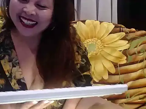 UrSweetClassyPinay webcam