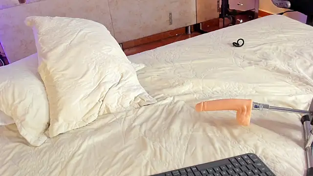 BellaBoobs_ webcam