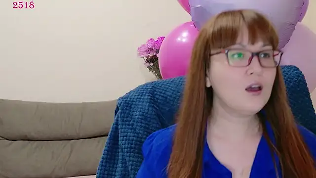 BIGbootyFOXX webcam