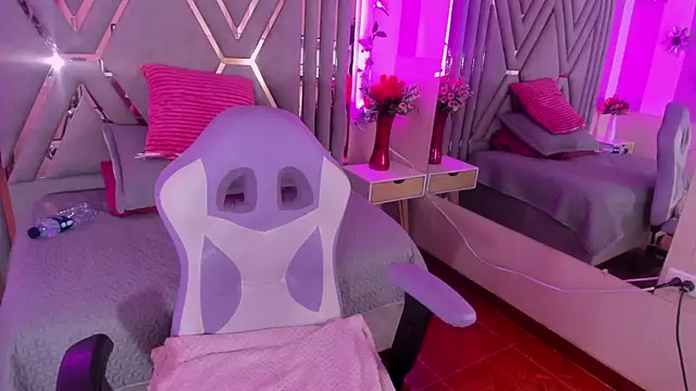 adri_rivera webcam