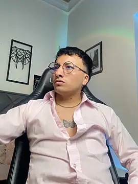 Dereck_Klain webcam