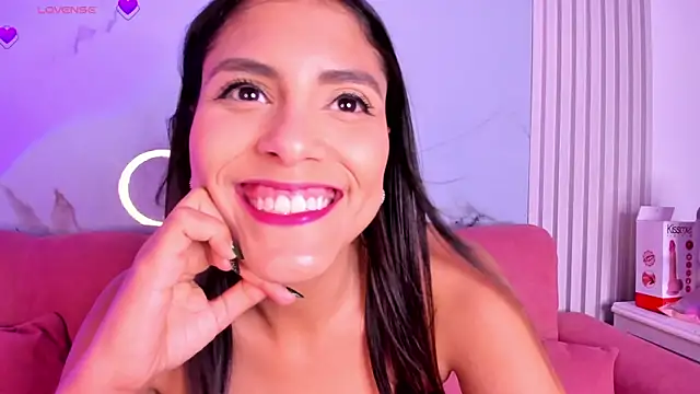 LunaRossie_ webcam