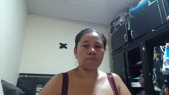 adrixxx38 webcam
