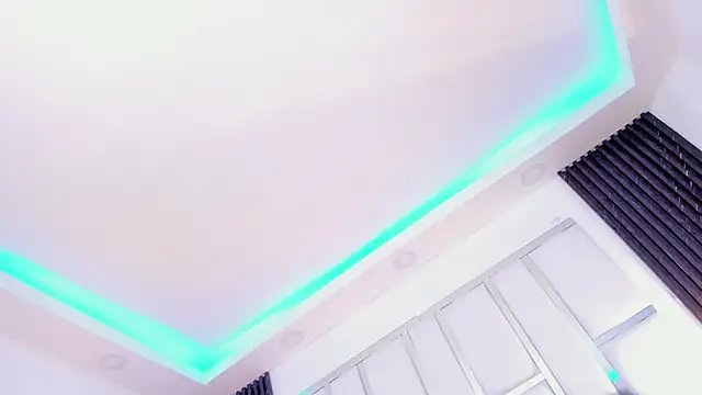 Maia_Clark520 webcam