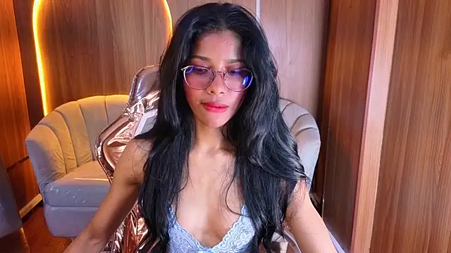 Alina_b_ webcam